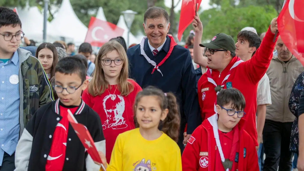 İzmir'de Çocuk Haklarına Yönelik Yeni İş Birliği Başlıyor