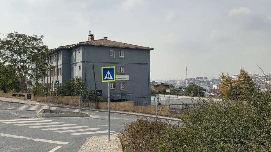 İstanbul'da Sosyal Medya Paylaşımlarıyla Öğrenciler Gözaltına Alındı
