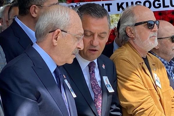 CHP'nin acı günü: TBMM Grup Başkanı Bayraktar hayatını kaybetti, Özgür Özel ve Kemal Kılıçdaroğlu yan yana görüldü