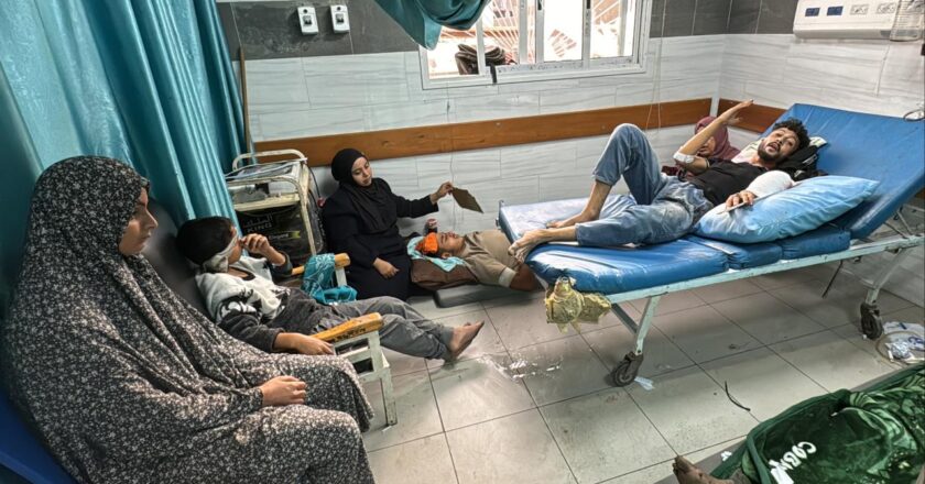 Katil İsrail’in saldırıları altında Gazze’de 52 yoğun terapi yatağı kaldı