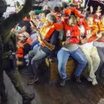 İsrail, Hanzala gemisinde gözaltına aldığı son 2 aktivisti de serbest bıraktı