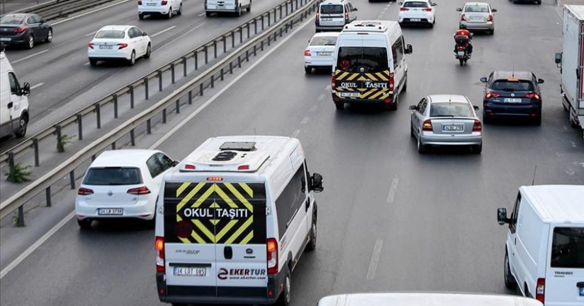 OKUL SERVİSİ ÜCRETLERİ 2025 AĞUSTOS || İstanbul ve Ankara’da okul servis ücreti ne kadar, zam geldi mi? İşte kısa mesafe-uzun mesafe okul servisi ücret tarifesi!