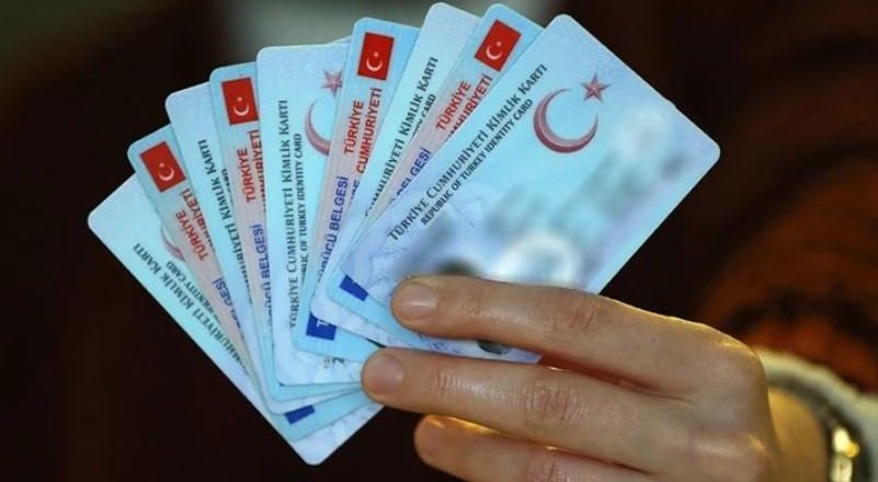 EHLİYET YENİLEME SON TARİH NE ZAMAN? Bakan Yerlikaya’dan ehliyet yenileme için çok önemli son tarih hatırlatması!