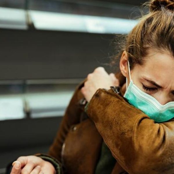 Acil servislerde koronavirüs alarmı: Zayıf bireylerde ölüm riski 6 kata yaklaştı