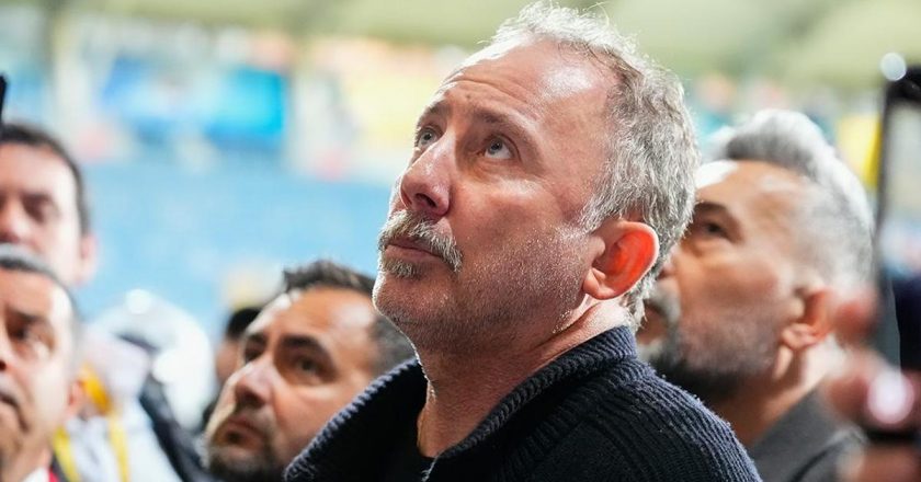 Son Dakika Spor Haberi | Sergen Yalçın, Beşiktaşlı taraftarlarla konuştu