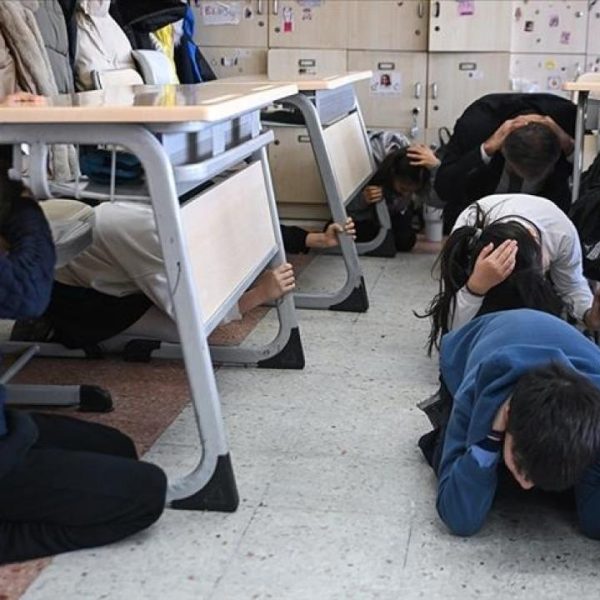 MEB afetlere karşı okullarda eş zamanlı tatbikat uygulayacak