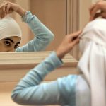 Fransız meclisindeki başörtülü ziyaretçilere gelen tepkiler, ülkedeki İslamofobi’yi gündeme getirdi