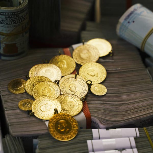 11 Kasım 2025’te altın fiyatları: Gram, çeyrek, yarım, cumhuriyet ve tam altın ne kadar?